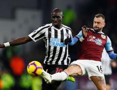 阿斯顿维拉 VS 纽卡斯尔联