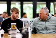 BBC：水晶宫会面前狼队体育总监霍布斯，他看了对水晶宫vs切尔西