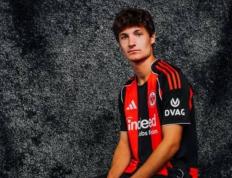 法兰克福官方：美国国脚亚伦森转会科罗拉多急流，签约5年时间