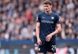 帕德博(bó)恩 VS 波鸿