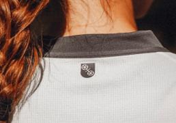 复古(gǔ)与潮流融合！美因茨05新客场球衣发佈(bù)，或成日常(cháng)穿搭新宠