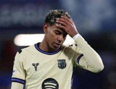 巴萨客场0-3惨败切尔西，防线崩盘、阿劳霍红牌，亚马尔仅1次射门