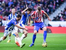 （躰(tǐ)育）足(zú)球——西甲：马德里竞技(jì)胜阿(ā)拉维斯