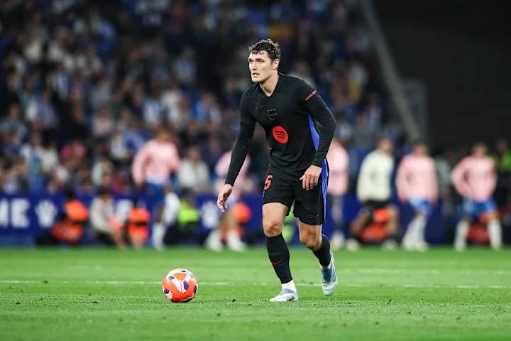 巴塞罗那精(jīng)簡(jiǎn)中后卫,阿劳霍斩钉截铁表忠心