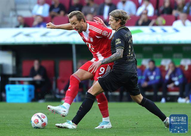 足球丨德甲(jiǎ)：拜(bài)仁胜奧(ào)格斯堡