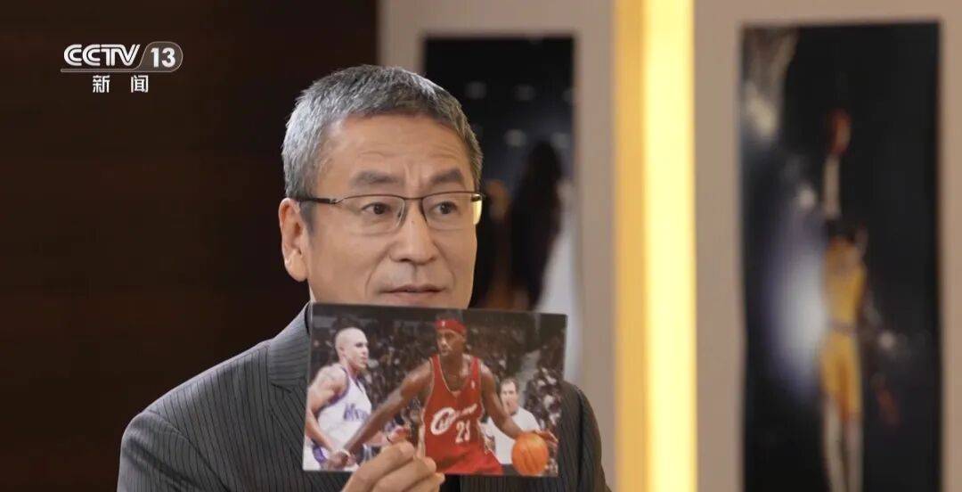 詹(zhān)姆斯：中国年輕(qīng)人热爱籃(lán)球，而且越(yuè)来越(yuè)优秀！