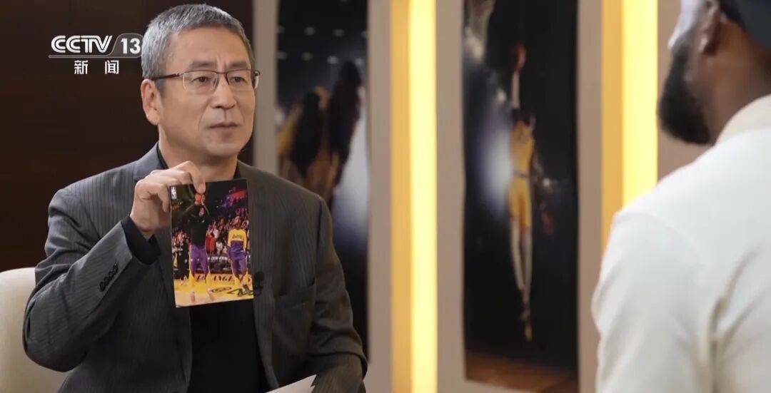 詹(zhān)姆斯：中国年輕(qīng)人热爱籃(lán)球，而且越(yuè)来越(yuè)优秀！