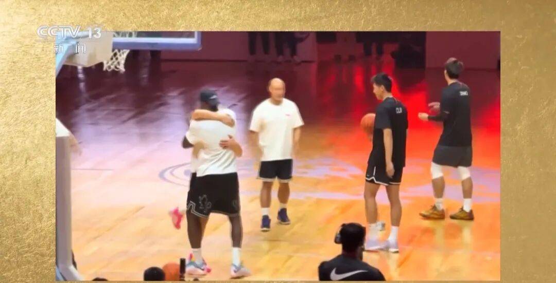 詹(zhān)姆斯：中国年輕(qīng)人热爱籃(lán)球，而且越(yuè)来越(yuè)优秀！