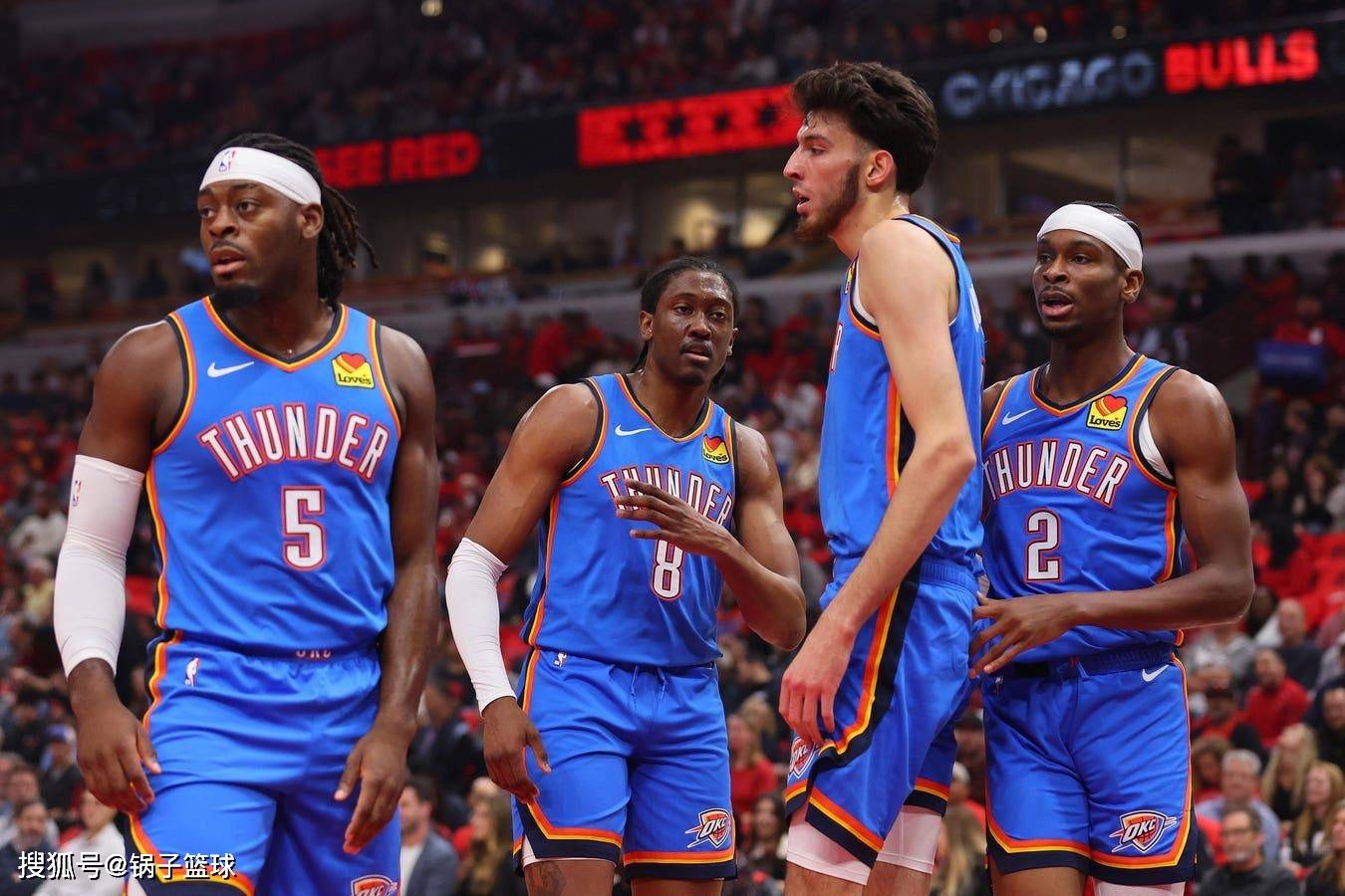 火箭队排(pái)第二!美媒公布現(xiàn)役TOP5三巨(jù)头:湖人勇(yǒng)士(shì)落选快船队第三