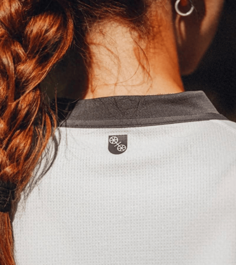 复古(gǔ)与潮流融合!美因茨05新客场球衣发佈(bù),或成日常(cháng)穿搭新宠