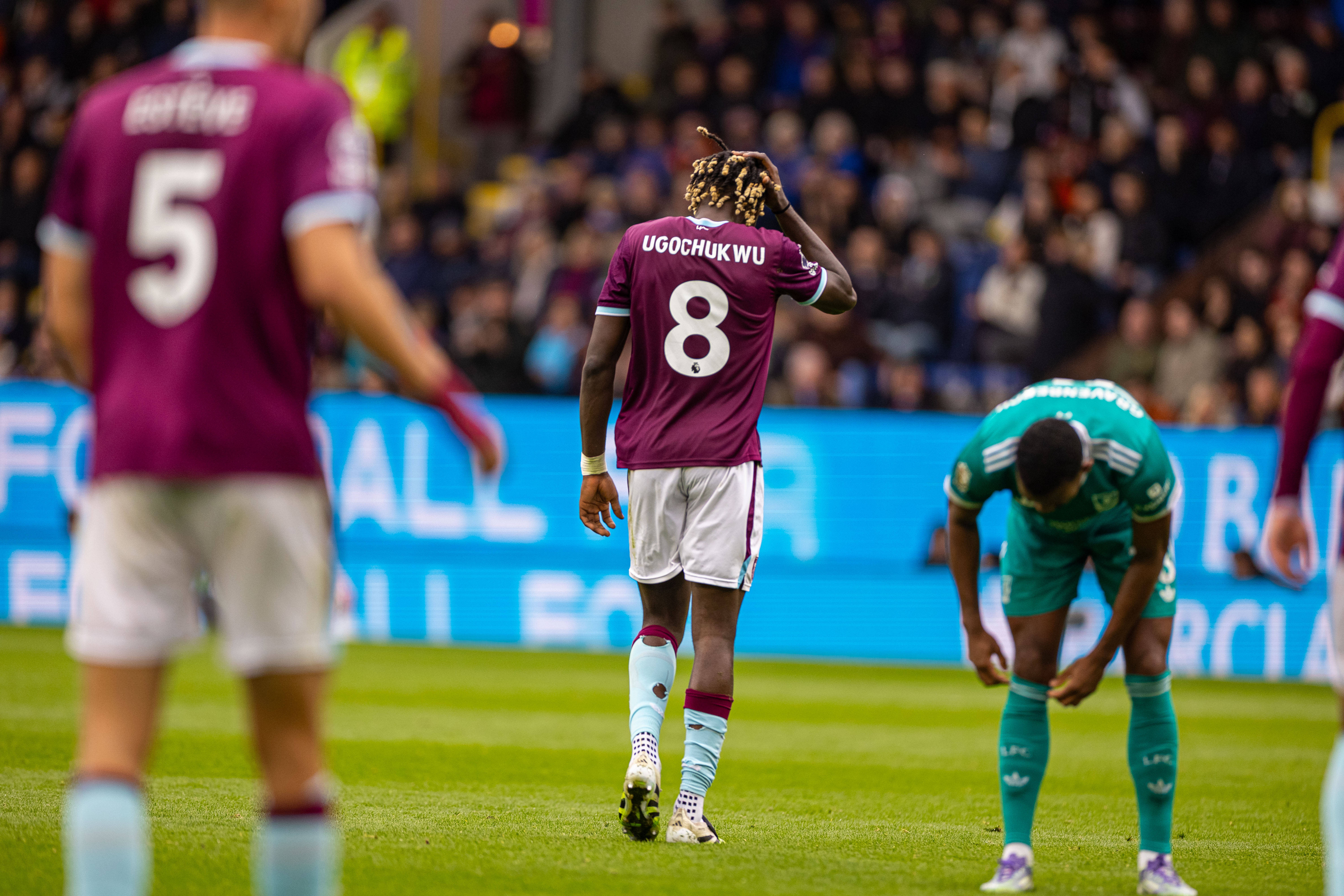 (体育(yù))足(zú)球——英超:利物浦胜伯恩利