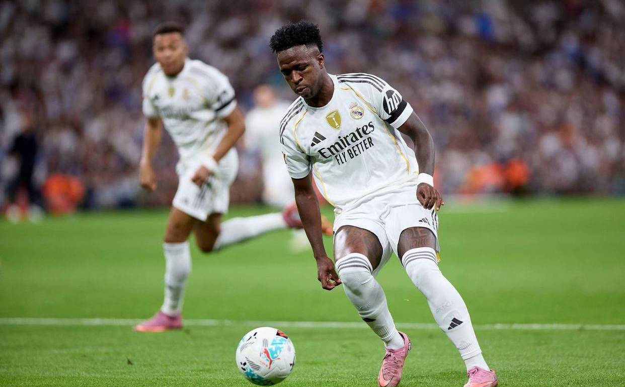 维尼修斯荣膺MVP,攻下双响助皇马登顶比利亚雷亚尔