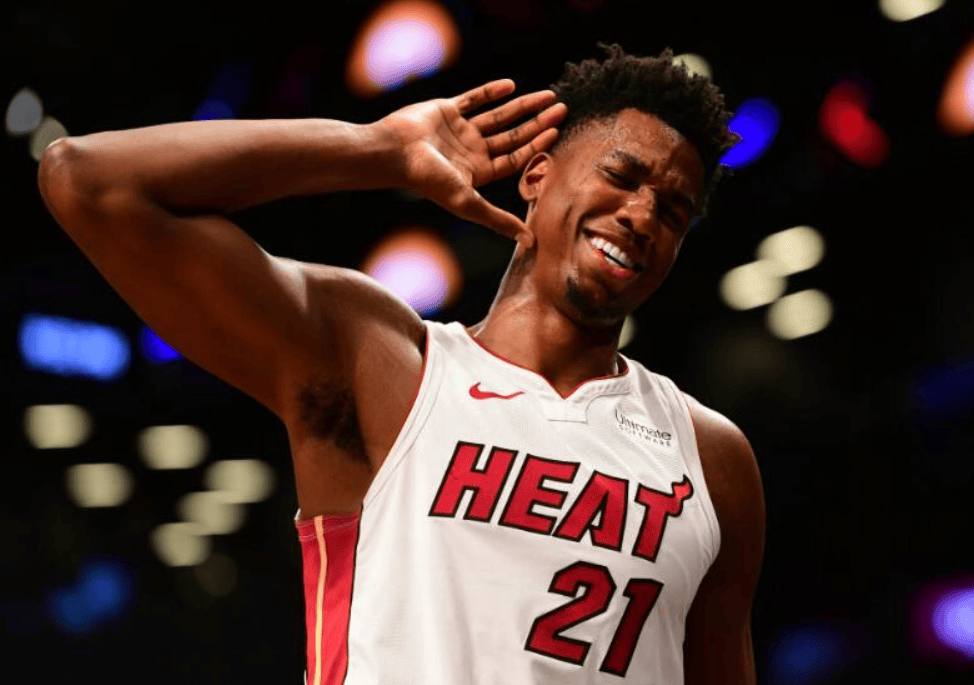 曝上海签约白边与洛夫顿+弗格搭档 却因CBA特殊规定无法组豪阵