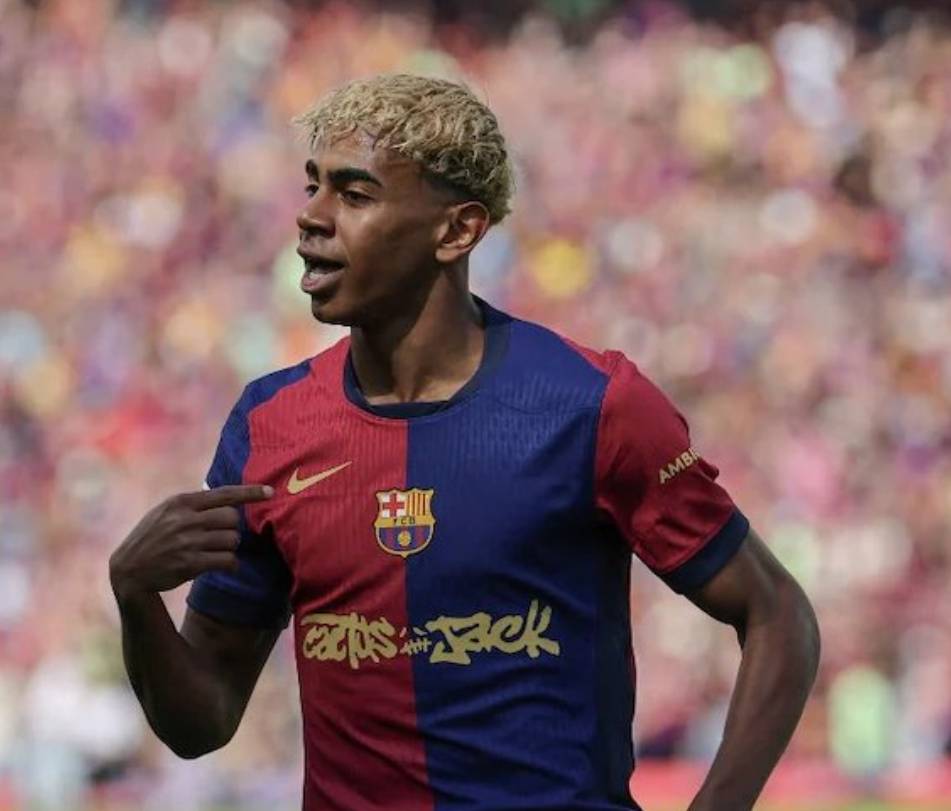 巴萨隊(duì)友力挺亞(yà)马尔，佩德裡(lǐ)库巴西取關(guān)卡瓦哈尔，西班牙隊(duì)内讧？