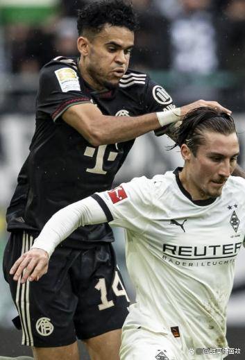 德(dé)国杯前瞻：門(mén)兴格(gé)拉德(dé)巴赫對(duì)阵卡尔斯鲁厄
