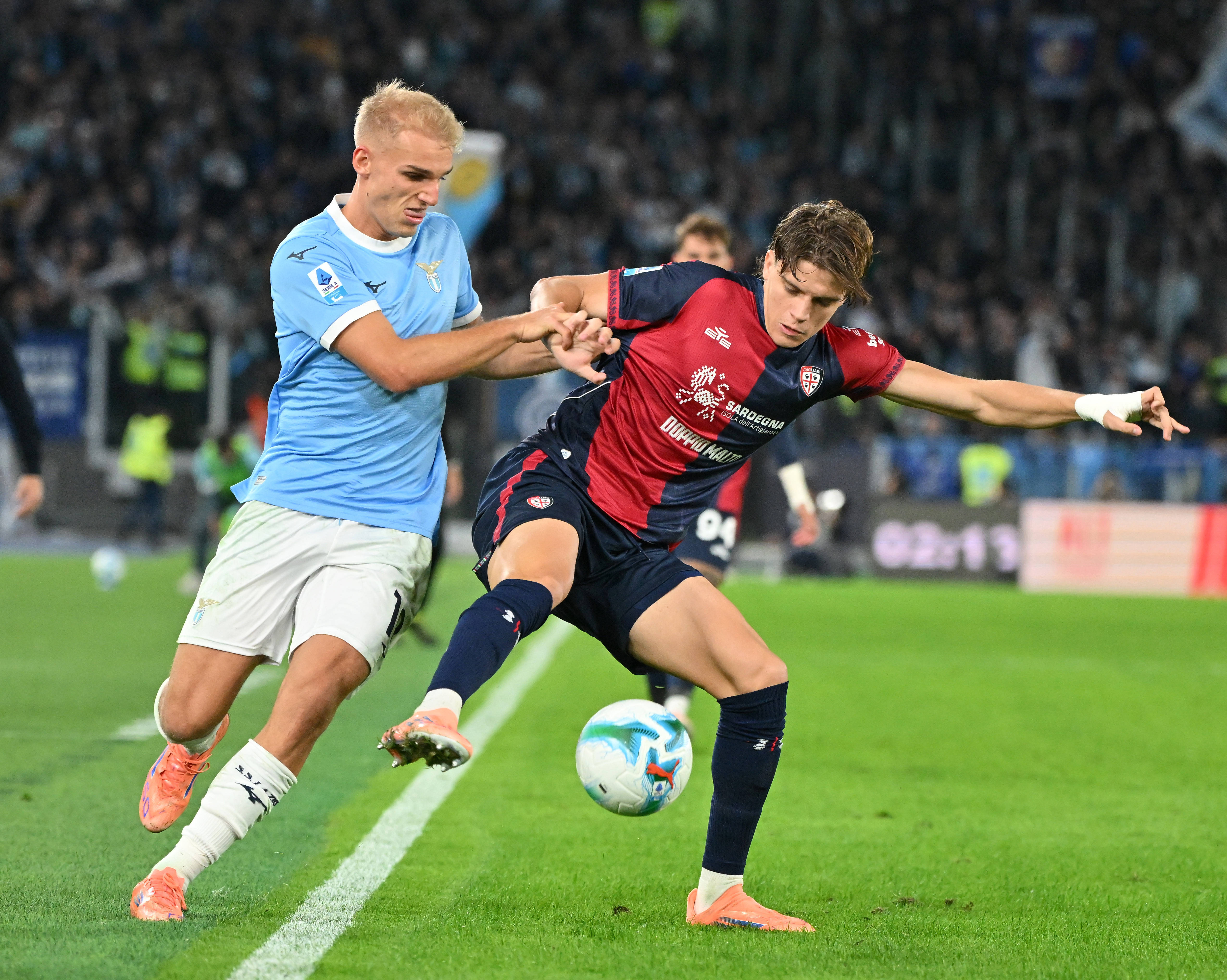 （体育(yù)）足(zú)球——意甲：拉齐奥胜卡(kǎ)利亚裡(lǐ)