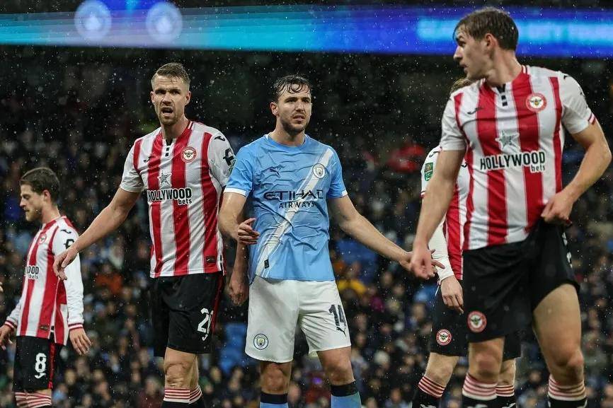 瓜帅点石成金！两大新人坐稳曼城主力 6连胜期间场场首发