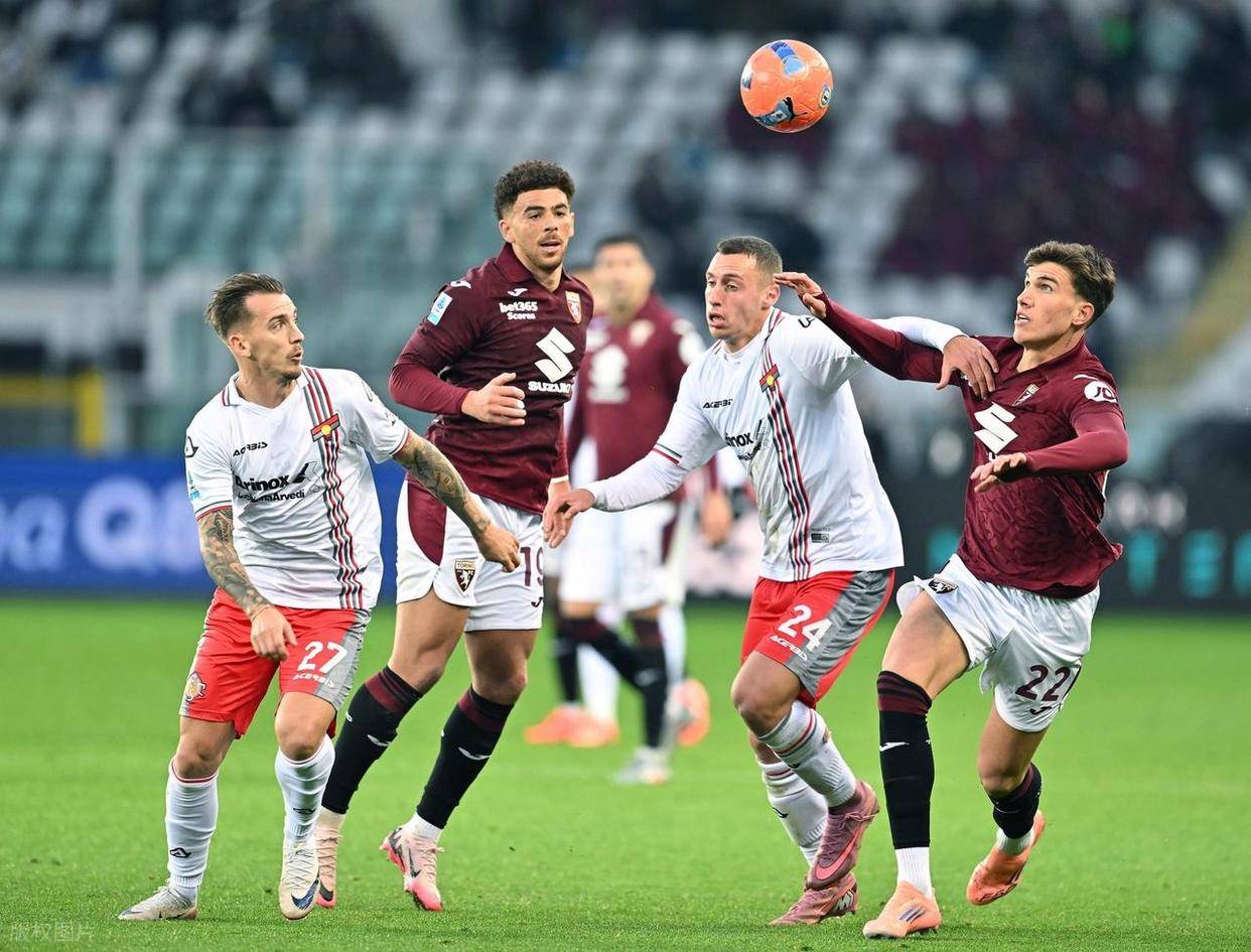 意甲(jiǎ)：那不勒斯战意高(gāo)漲(zhǎng)，尅(kè)雷莫納(nà)搶(qiǎng)分无望？尅(kè)雷莫納(nà)對(duì)阵那不勒斯