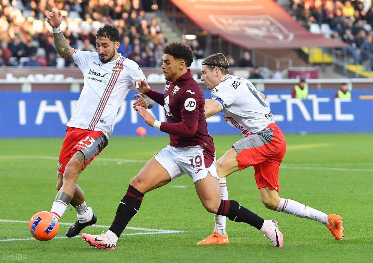 意甲(jiǎ)：那不勒斯战意高(gāo)漲(zhǎng)，尅(kè)雷莫納(nà)搶(qiǎng)分无望？尅(kè)雷莫納(nà)對(duì)阵那不勒斯