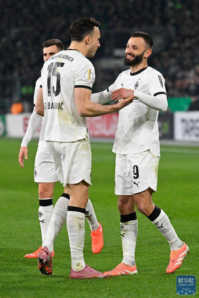 足球 | 德国杯：门兴格拉德巴赫(hè)不敌聖(shèng)保(bǎo)利