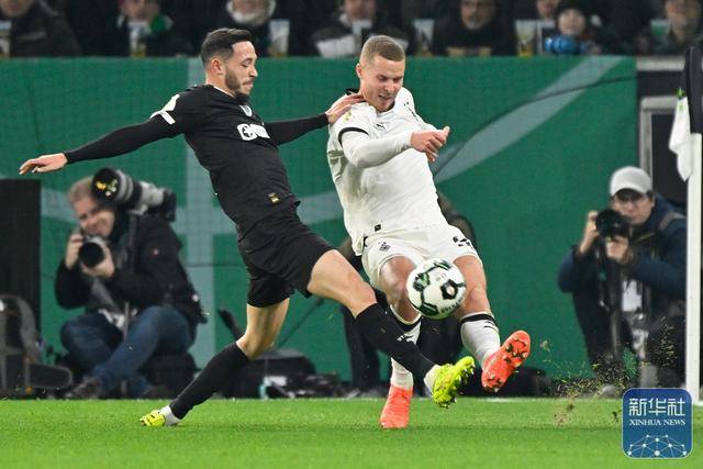 足球 | 德国杯：门兴格拉德巴赫(hè)不敌聖(shèng)保(bǎo)利